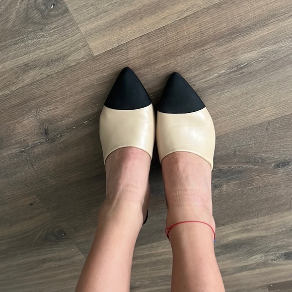 Beige mules - Picture 1 of 5